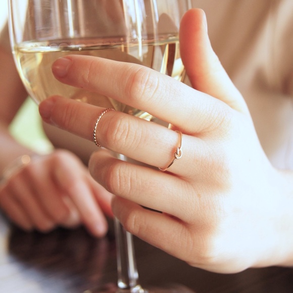 Sterling silver skinny knot ring - Picture 4 of 4